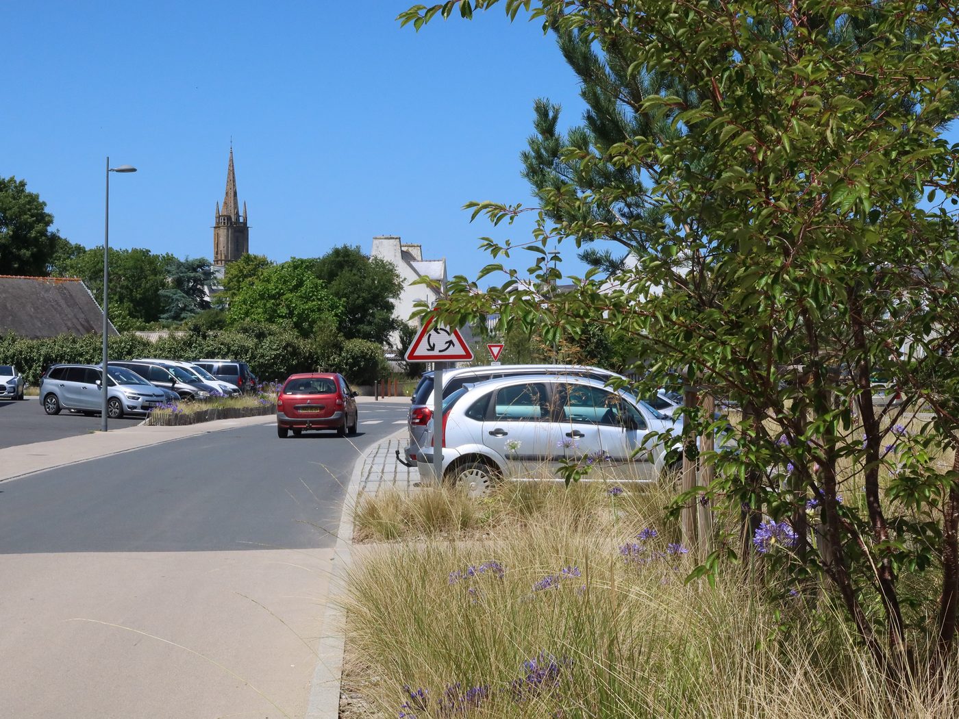 Plougasnou — Étendre le centre bourg, projet paysager par Atelier Nāga