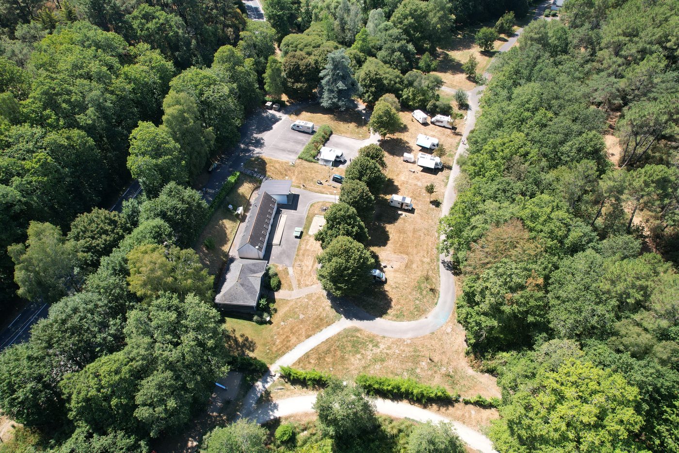 Questembert — Aménagement du parc de Célac